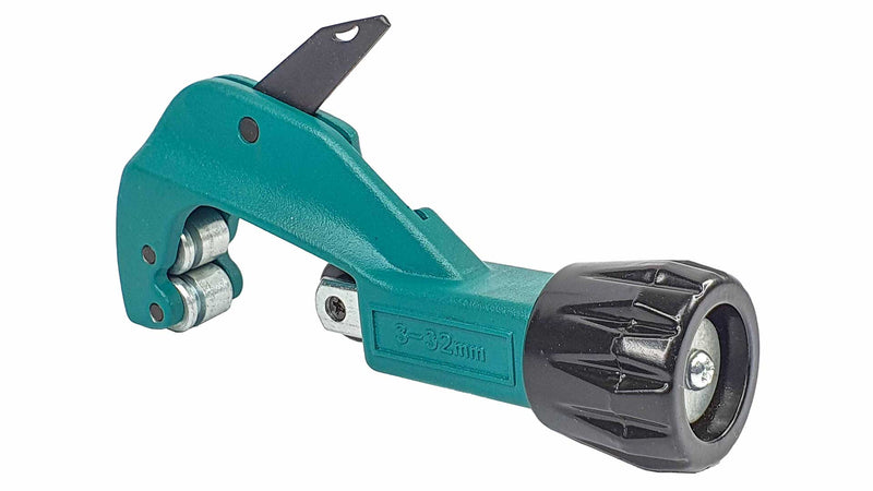 TOTAL TOOLS
 Pipe cutter / Cutting diameter 3-32mm -
 THT53321